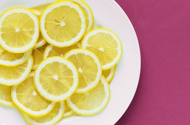 Sitruuna sisältää C -vitamiinia, joka on voimakkuutta stimuloiva aine